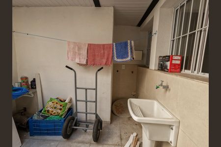 Casa de condomínio para alugar com 40m², 2 quartos e sem vaga