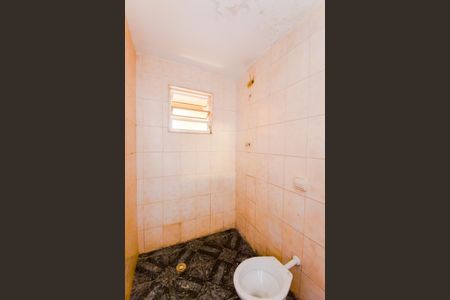 Casa para alugar com 42m², 1 quarto e sem vagaBanheiro