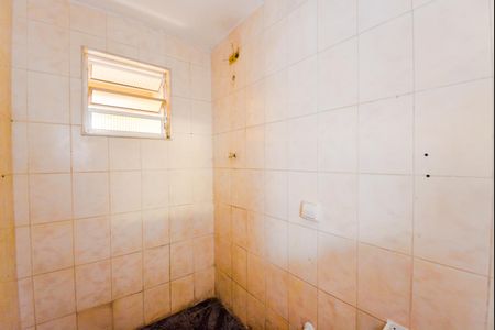 Banheiro de casa para alugar com 1 quarto, 42m² em Parque Continental Iii, Guarulhos