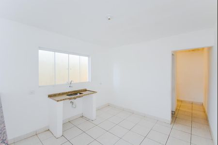 Cozinha de casa para alugar com 1 quarto, 42m² em Parque Continental Iii, Guarulhos