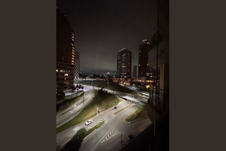 Apartamento para alugar com 69m², 2 quartos e 2 vagasVista