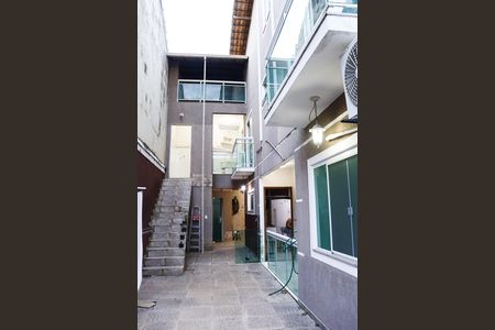Casa para alugar com 425m², 5 quartos e 2 vagas