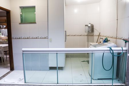 Casa para alugar com 425m², 5 quartos e 2 vagas