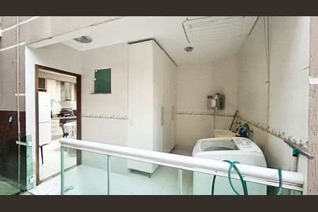 Casa para alugar com 5 quartos, 425m² em Extensão do Bosque, Rio das Ostras