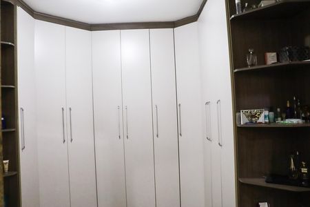 Casa para alugar com 425m², 5 quartos e 2 vagas