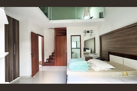 Casa para alugar com 425m², 5 quartos e 2 vagas