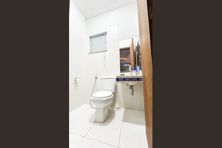 Casa para alugar com 425m², 5 quartos e 2 vagas