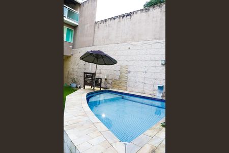 Casa para alugar com 425m², 5 quartos e 2 vagas
