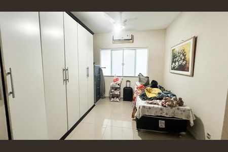 Casa para alugar com 425m², 5 quartos e 2 vagas