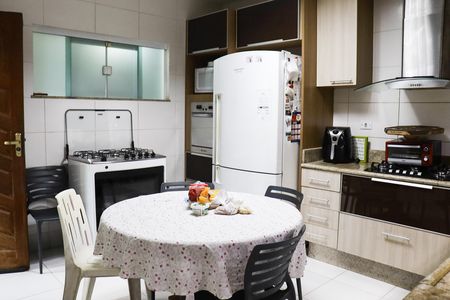 Casa para alugar com 425m², 5 quartos e 2 vagas