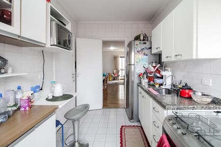 Cozinha de apartamento à venda com 3 quartos, 90m² em Vila Regente Feijó, São Paulo