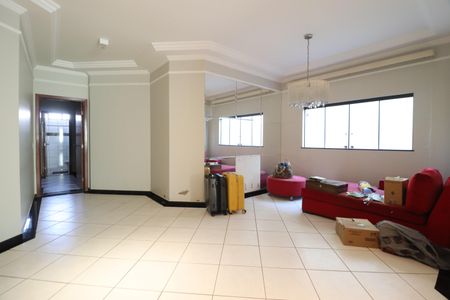 Sala 2 de casa para alugar com 4 quartos, 100m² em Morada da Colina, Uberlândia