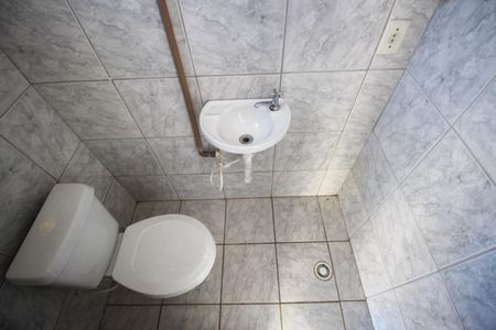 Banheiro 2 de casa para alugar com 2 quartos, 50m² em Jardim Vale das Virtudes, São Paulo