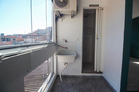 Área de Serviço de casa para alugar com 2 quartos, 50m² em Jardim Vale das Virtudes, São Paulo