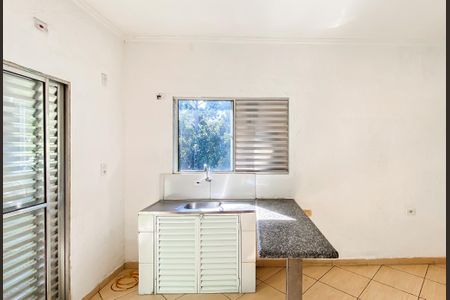 Sala/cozinha de casa de condomínio para alugar com 2 quartos, 45m² em Parque Cisper, São Paulo