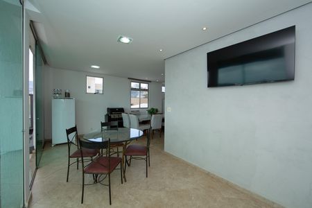 Apartamento para alugar com 297m², 3 quartos e 2 vagas