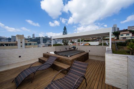 Apartamento para alugar com 297m², 3 quartos e 2 vagas