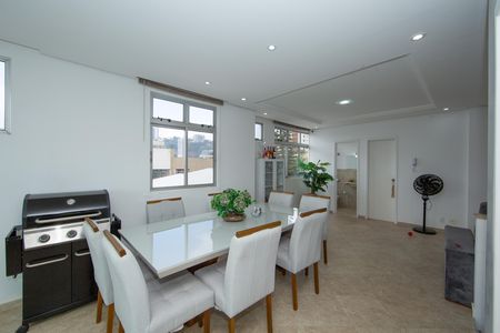Apartamento para alugar com 297m², 3 quartos e 2 vagas
