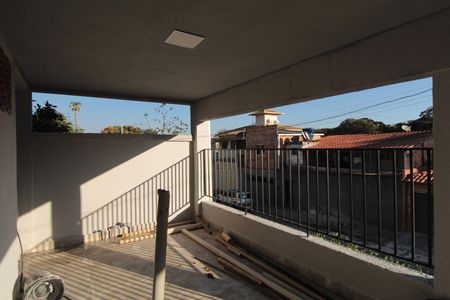 Casa para alugar com 60m², 2 quartos e sem vagaVaranda