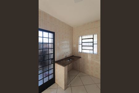 Casa para alugar com 60m², 2 quartos e sem vagaCozinha e Área de Serviço