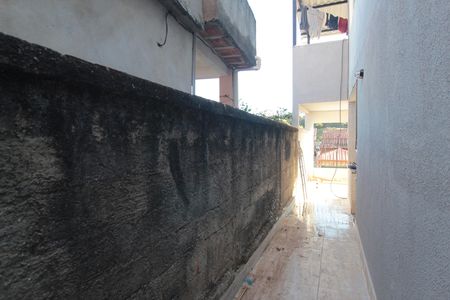 Casa para alugar com 60m², 2 quartos e sem vagaÁrea externa