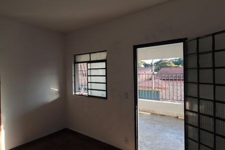 Casa para alugar com 60m², 2 quartos e sem vagaSala
