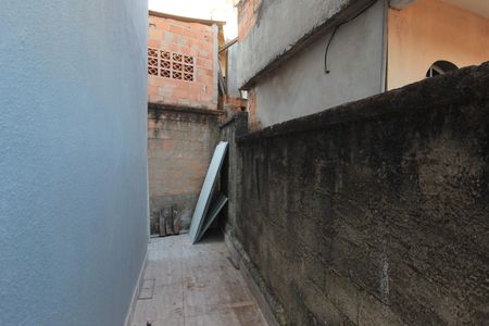 Casa para alugar com 60m², 2 quartos e sem vagaÁrea externa