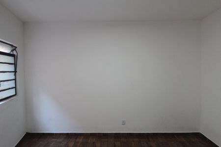 Quarto 2 de casa para alugar com 2 quartos, 60m² em Mantiqueira, Belo Horizonte