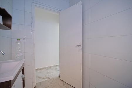Banheiro de casa para alugar com 2 quartos, 100m² em Aricanduva, São Paulo