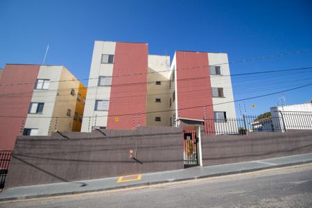 Apartamento para alugar com 60m², 2 quartos e 1 vaga Apartamento para alugar com 60m², 2 quartos e 1 vagaFachada