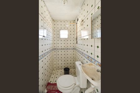 Banheiro de casa para alugar com 2 quartos, 80m² em Fernão Dias, Belo Horizonte