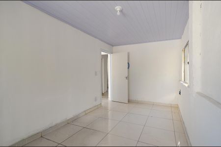Quarto 1 de casa para alugar com 2 quartos, 80m² em Fernão Dias, Belo Horizonte