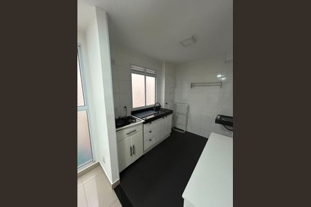 Cozinha de apartamento à venda com 2 quartos, 45m² em Jardim São Pedro de Viracopos, Campinas
