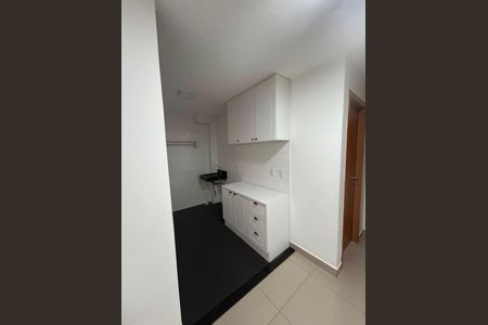 Cozinha de apartamento à venda com 2 quartos, 45m² em Jardim São Pedro de Viracopos, Campinas