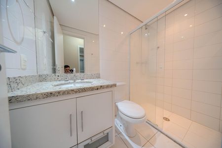 Apartamento para alugar com 53m², 2 quartos e 1 vaga Apartamento para alugar com 53m², 2 quartos e 1 vagaBanheiro