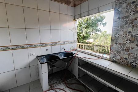 Área de Serviço de casa à venda com 3 quartos, 506m² em Parque das Cigarreiras, Taboão da Serra