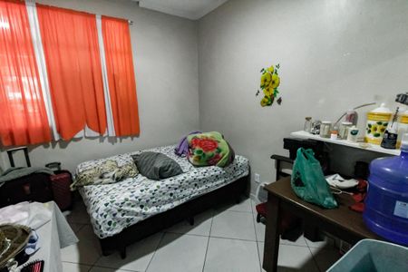 Quarto 2 de casa à venda com 3 quartos, 506m² em Parque das Cigarreiras, Taboão da Serra