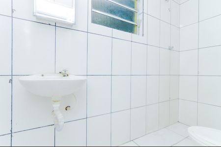 Casa para alugar com 46m², 1 quarto e sem vagaBanheiro