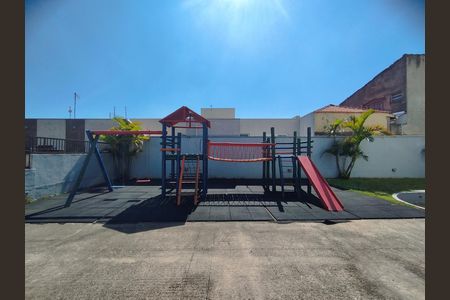 Apartamento para alugar com 49m², 2 quartos e 1 vaga Apartamento para alugar com 49m², 2 quartos e 1 vagaÁrea comum - Playground