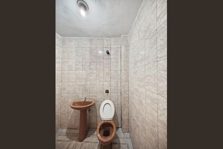 Casa para alugar com 60m², 2 quartos e sem vaga Casa para alugar com 60m², 2 quartos e sem vagaBanheiro Social