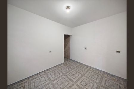 Casa para alugar com 60m², 2 quartos e sem vaga Casa para alugar com 60m², 2 quartos e sem vagaSala