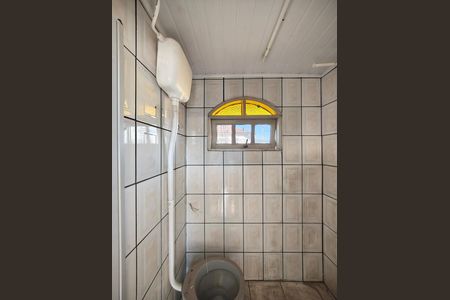 Banheiro de casa para alugar com 1 quarto, 30m² em Vila Maria, São Paulo