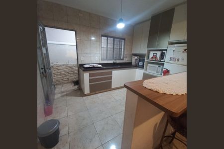 Casa para alugar com 140m², 3 quartos e 2 vagas