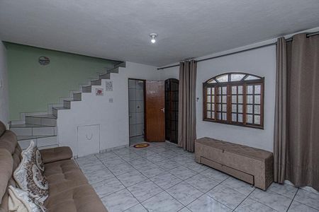 Casa para alugar com 2 quartos, 114m² em Vila Santa Teresa, São Paulo