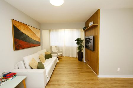Apartamento à venda com 3 quartos, 110m² em Belvedere, Belo Horizonte