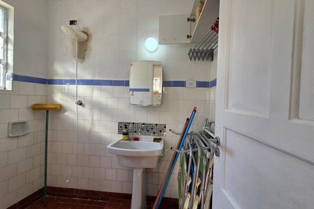 Studio para alugar com 40m², 1 quarto e sem vaga Studio para alugar com 40m², 1 quarto e sem vagaBanheiro