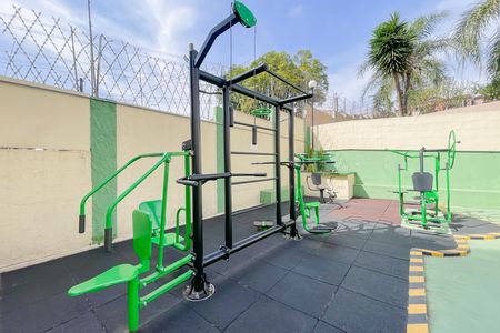 Área comum de casa de condomínio para alugar com 2 quartos, 40m² em Vila Menck, Osasco