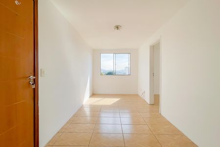 Sala de casa de condomínio para alugar com 2 quartos, 40m² em Vila Menck, Osasco