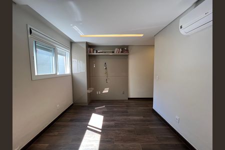 Quarto Suíte de casa à venda com 3 quartos, 180m² em Castelo, Belo Horizonte