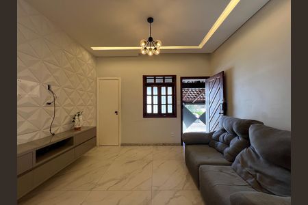 Sala de casa à venda com 3 quartos, 180m² em Castelo, Belo Horizonte